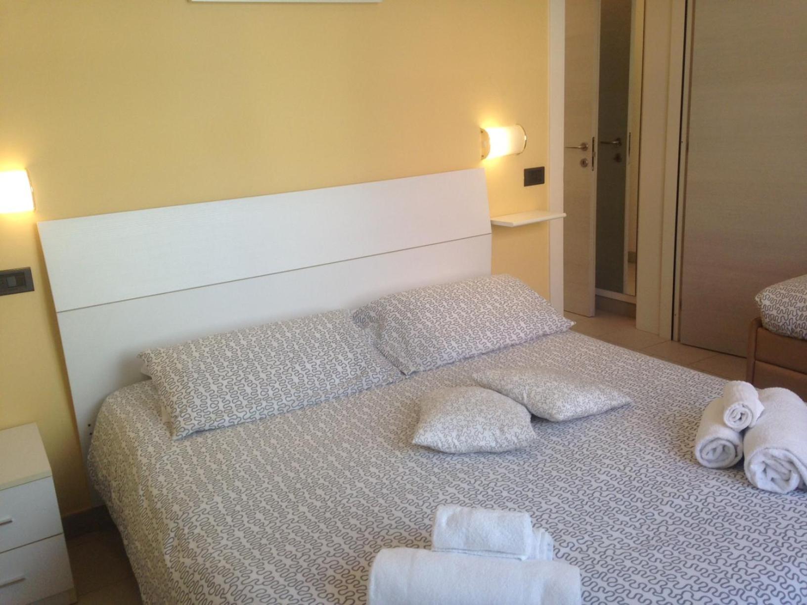 Residence Altea Riccione Exteriör bild
