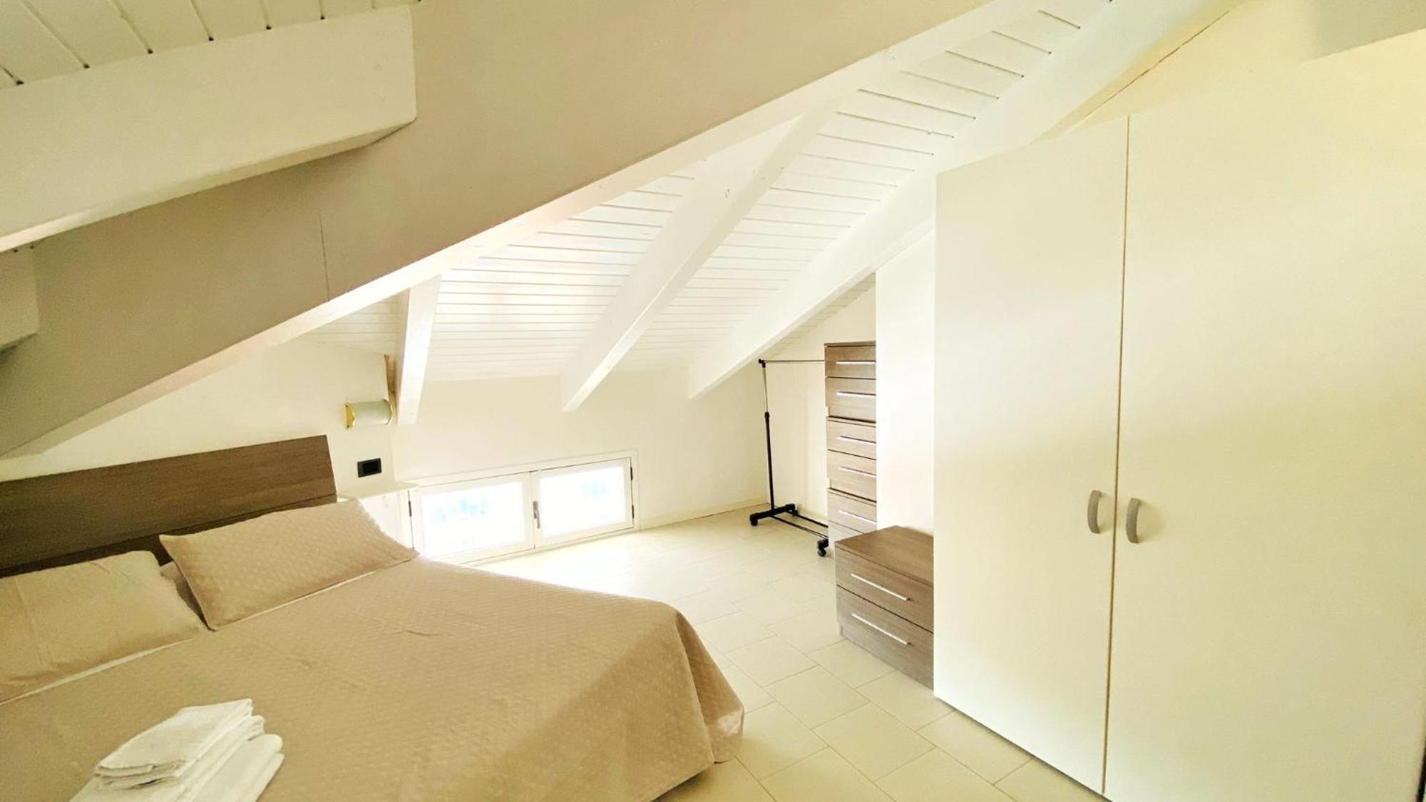Residence Altea Riccione Exteriör bild