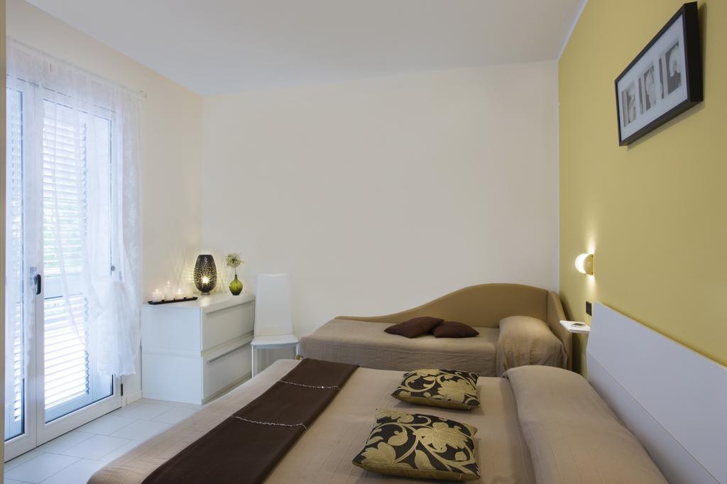 Residence Altea Riccione Exteriör bild